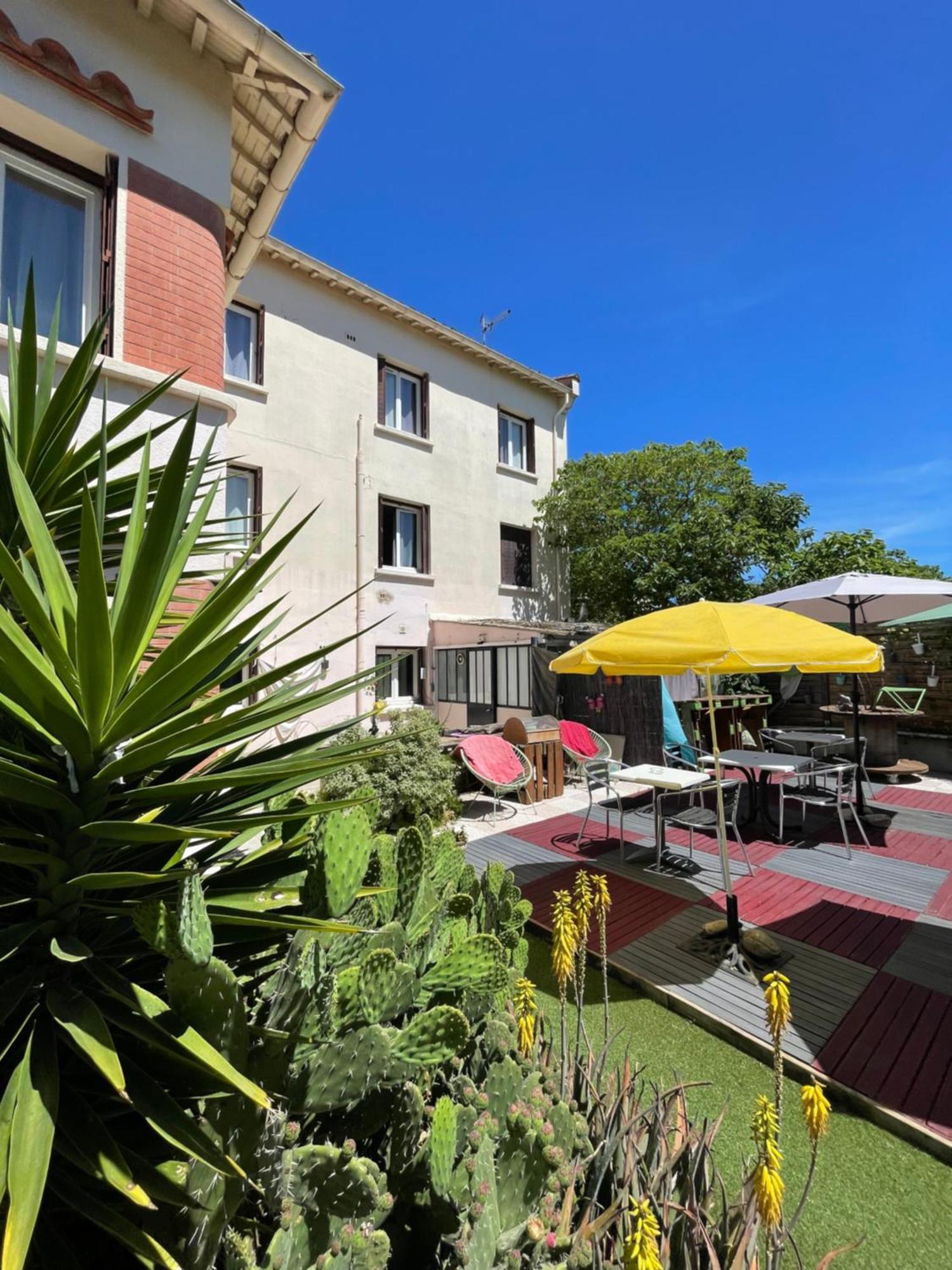 Hotel Clair Logis أرجيليه- سور- مير المظهر الخارجي الصورة