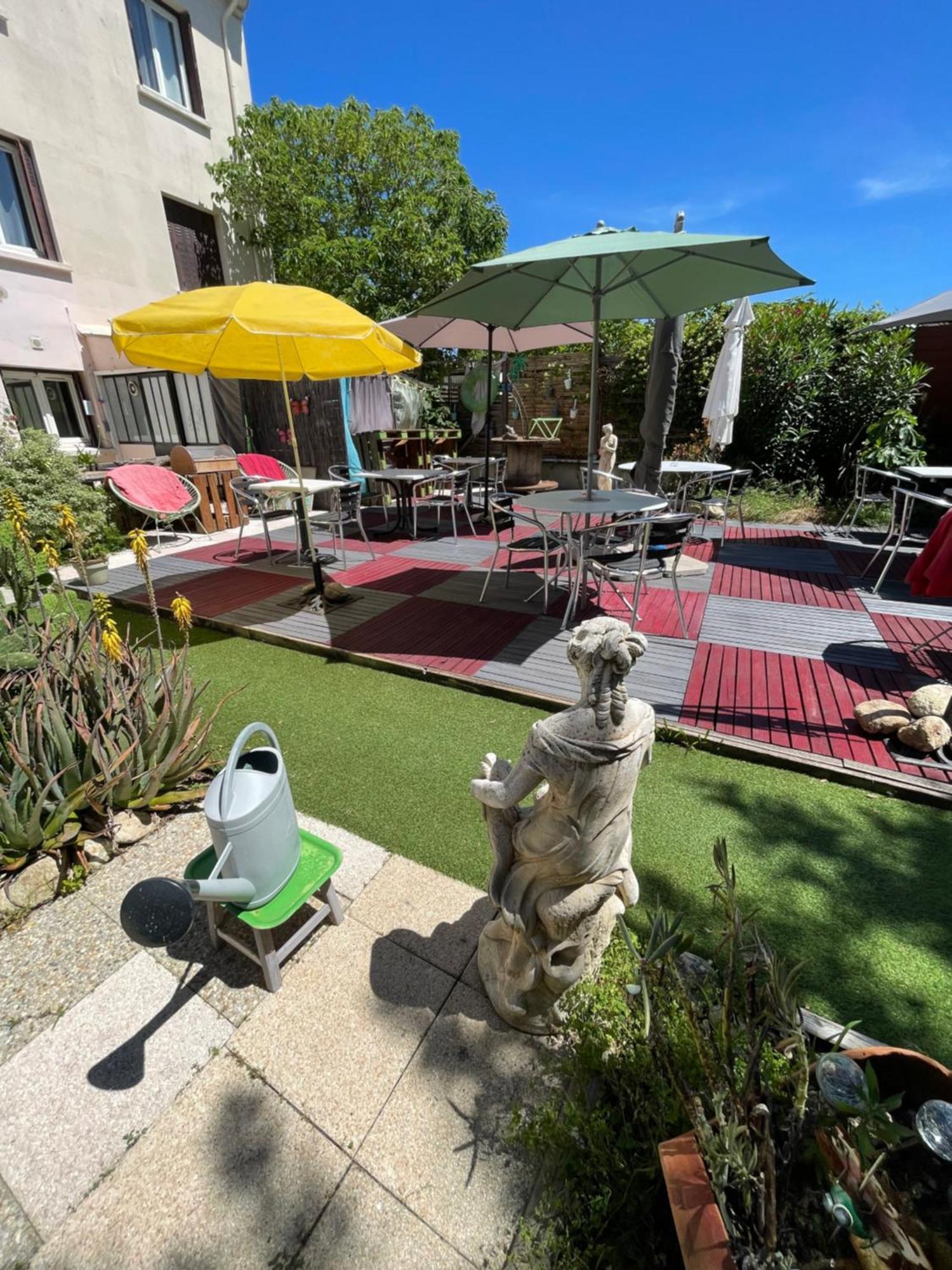 Hotel Clair Logis أرجيليه- سور- مير المظهر الخارجي الصورة