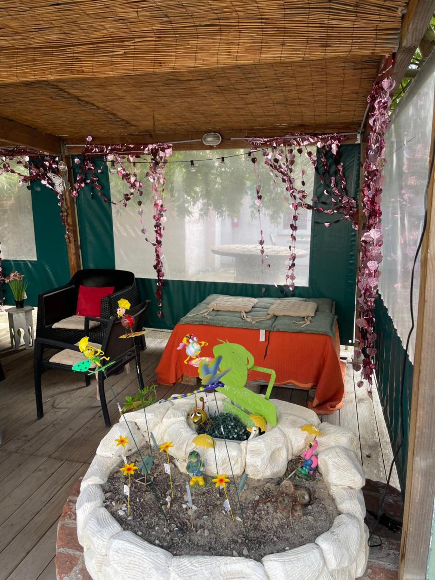 Hotel Clair Logis أرجيليه- سور- مير المظهر الخارجي الصورة
