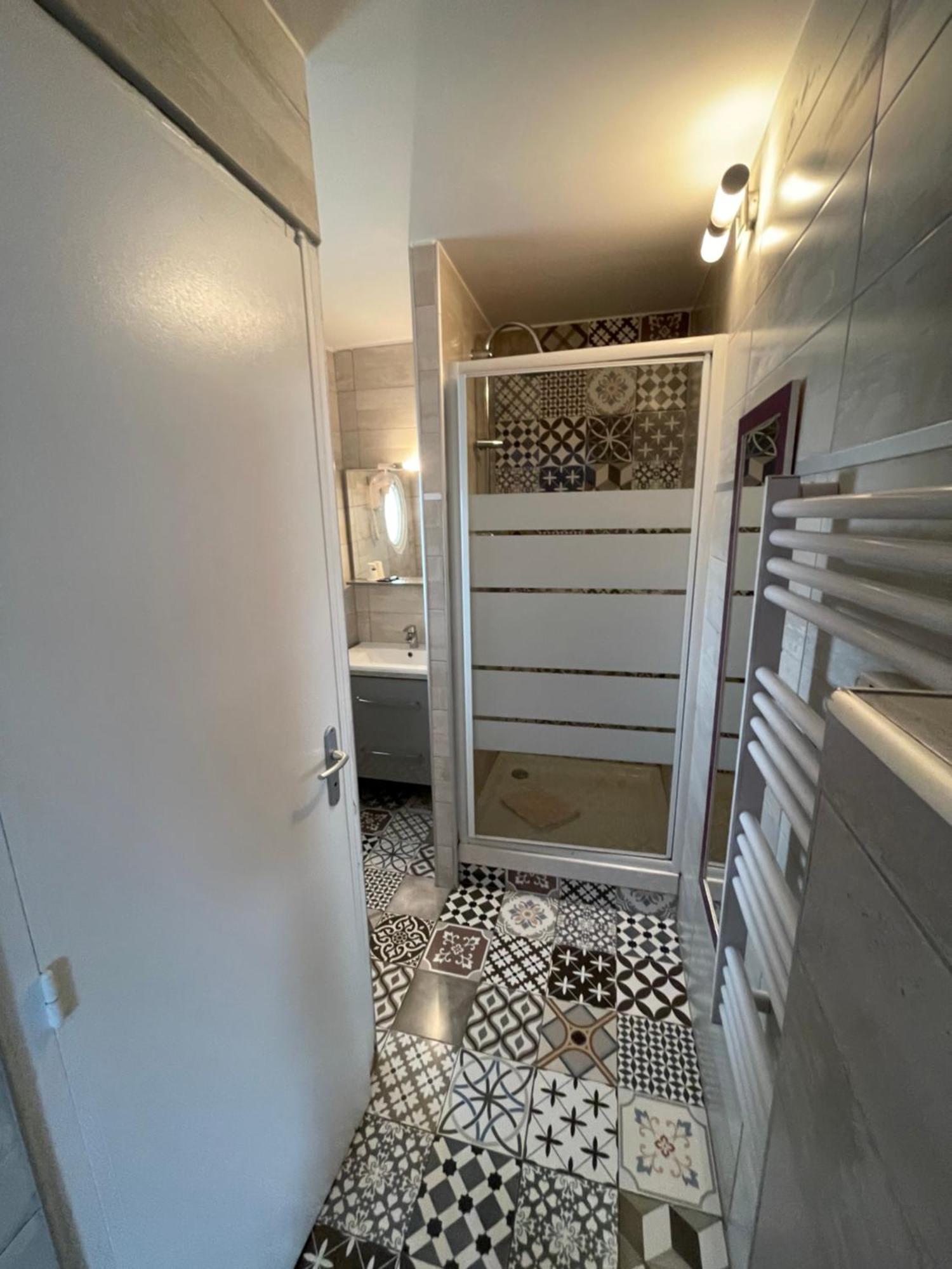 Hotel Clair Logis أرجيليه- سور- مير المظهر الخارجي الصورة