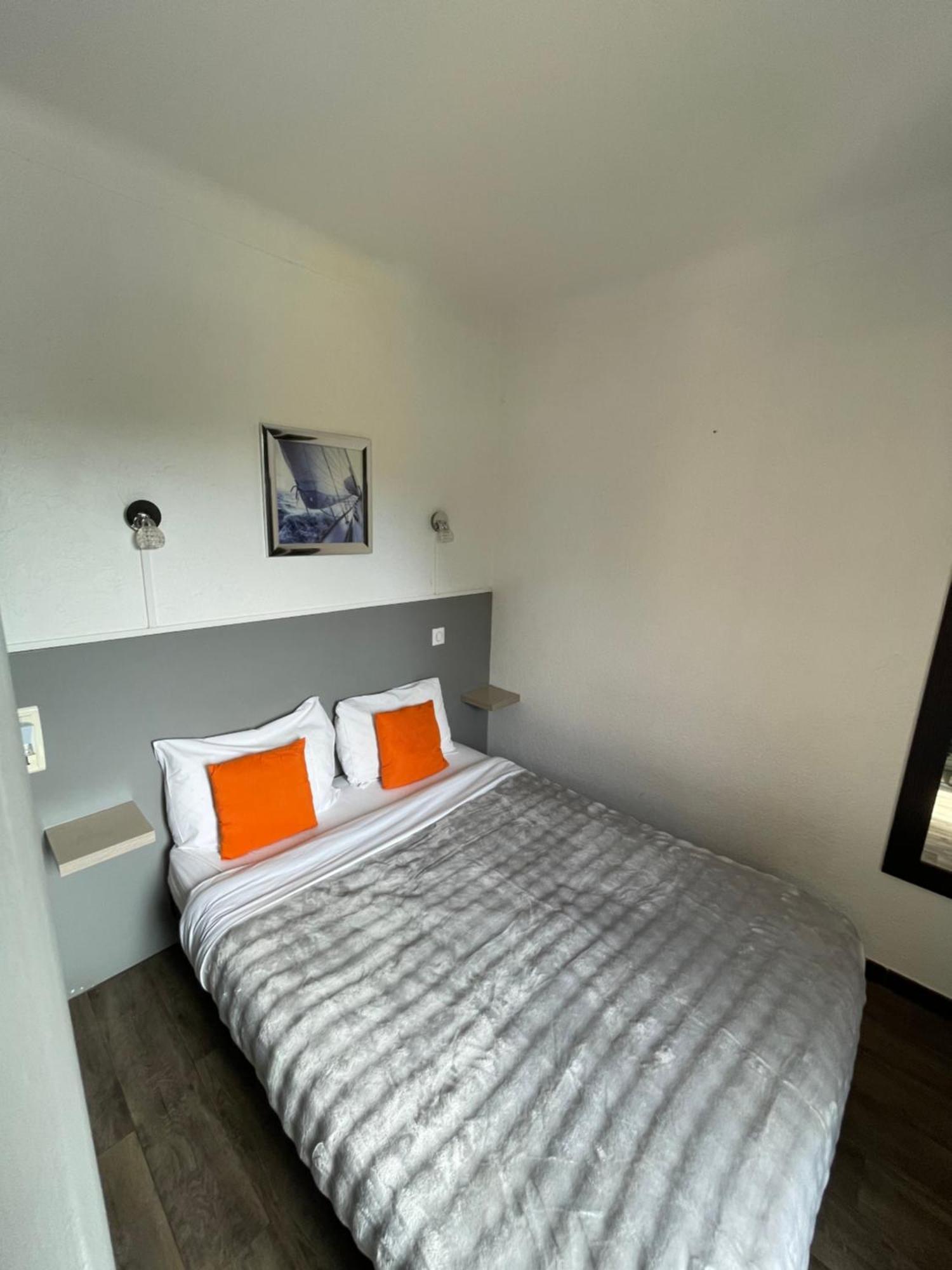 Hotel Clair Logis أرجيليه- سور- مير المظهر الخارجي الصورة