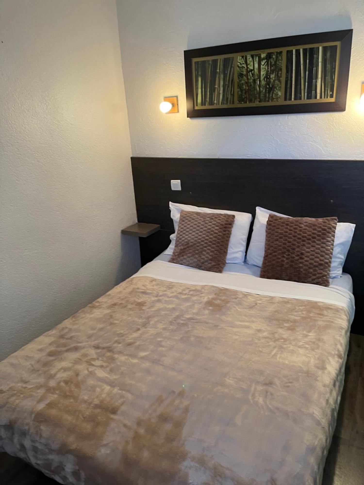 Hotel Clair Logis أرجيليه- سور- مير المظهر الخارجي الصورة