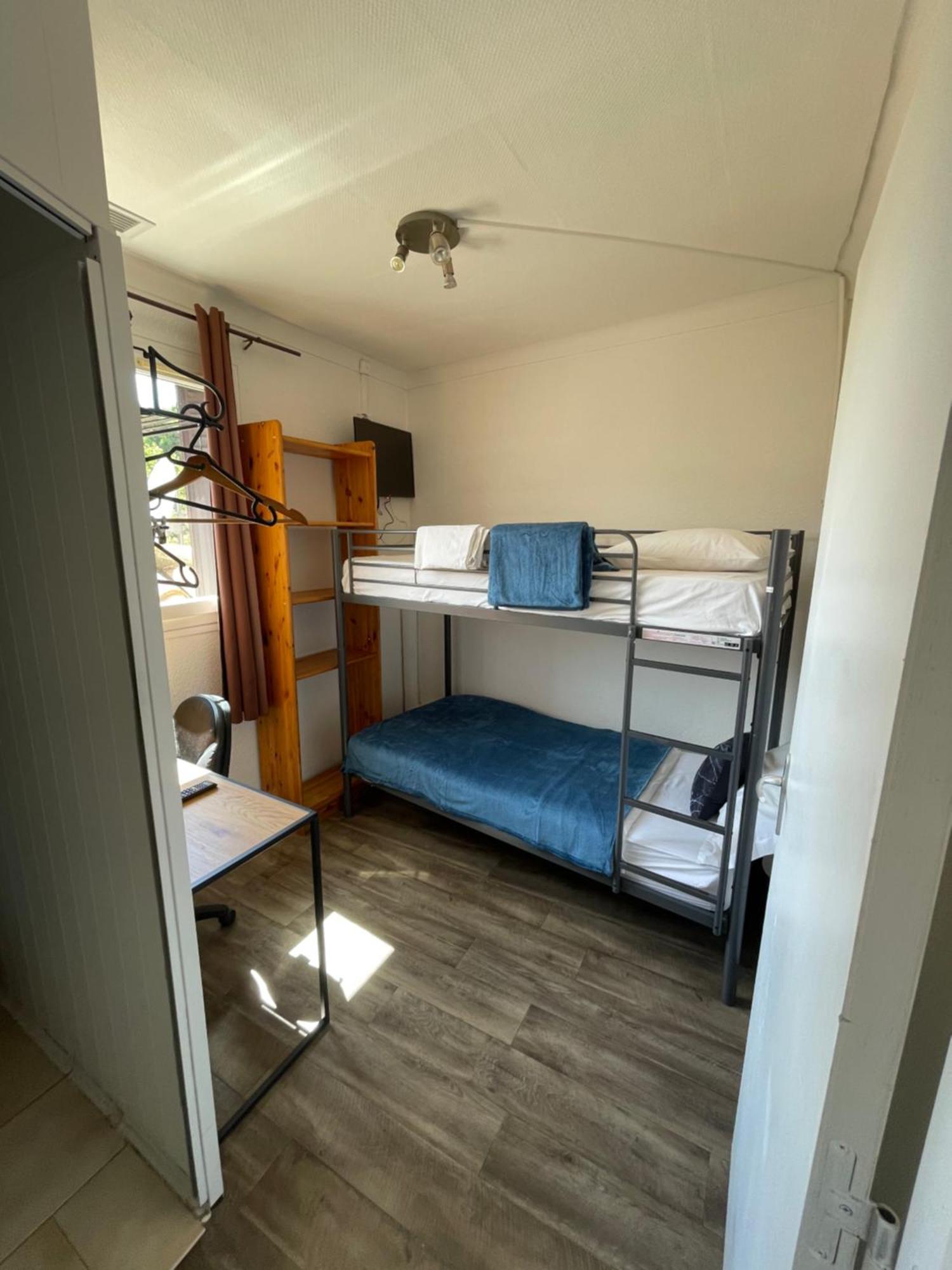 Hotel Clair Logis أرجيليه- سور- مير المظهر الخارجي الصورة