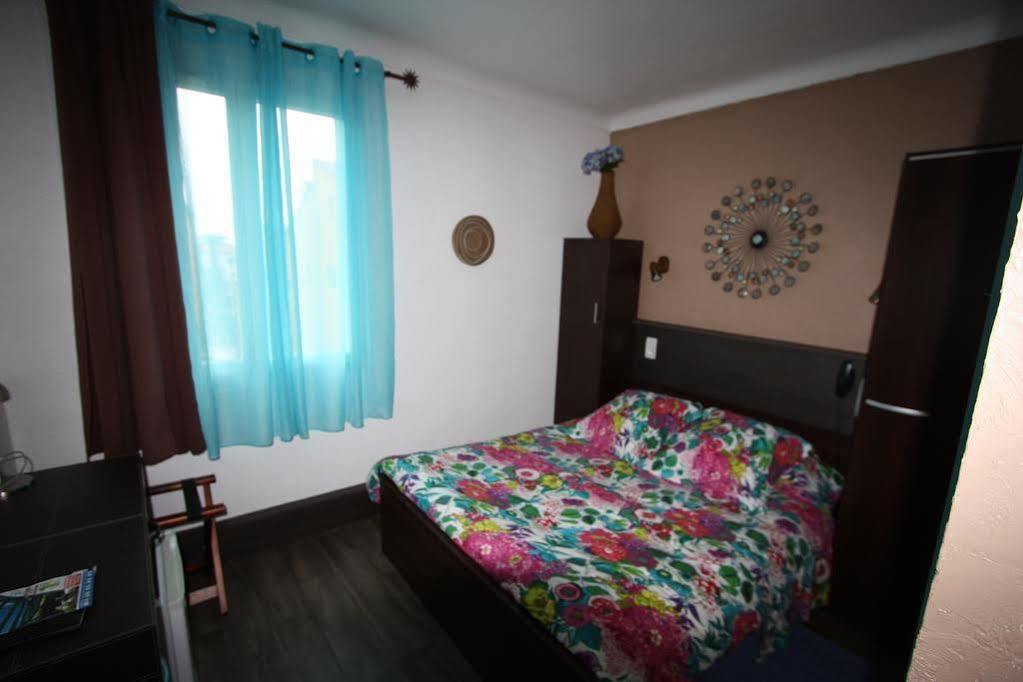 Hotel Clair Logis أرجيليه- سور- مير المظهر الخارجي الصورة