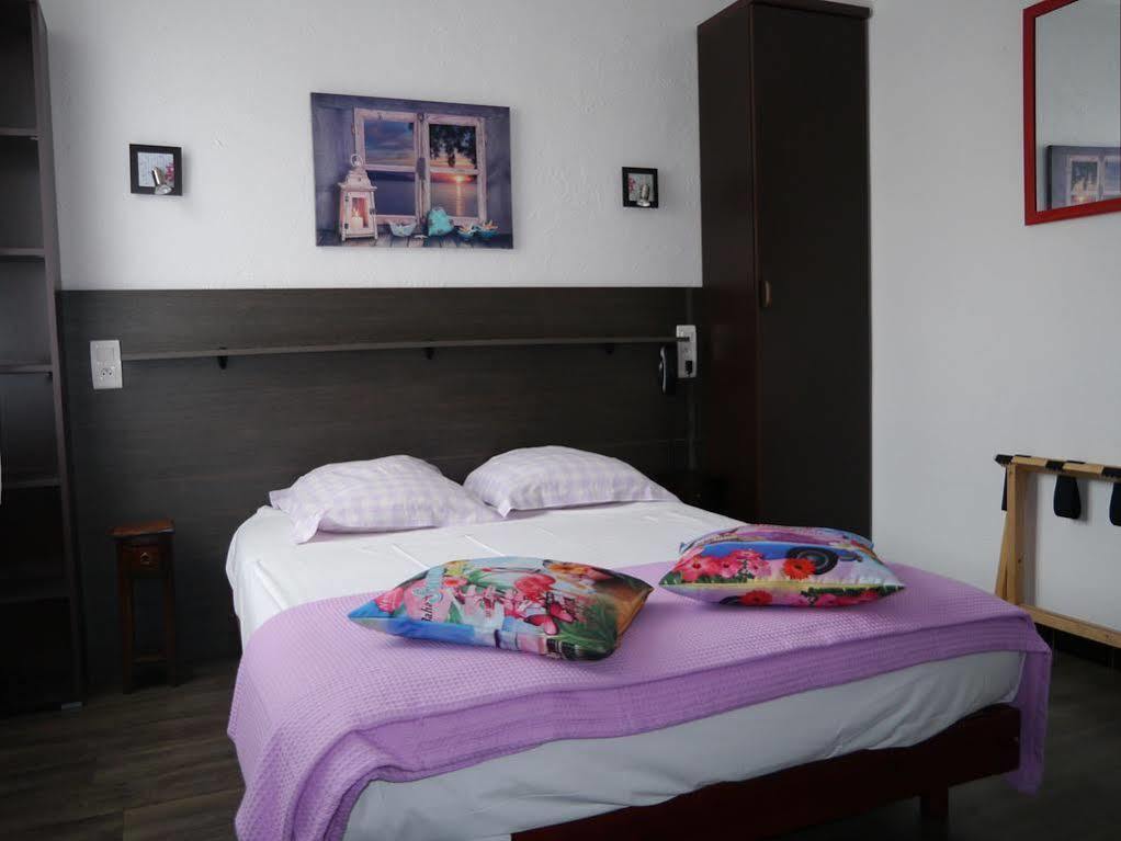 Hotel Clair Logis أرجيليه- سور- مير المظهر الخارجي الصورة