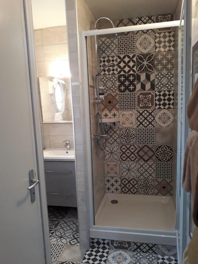 Hotel Clair Logis أرجيليه- سور- مير المظهر الخارجي الصورة