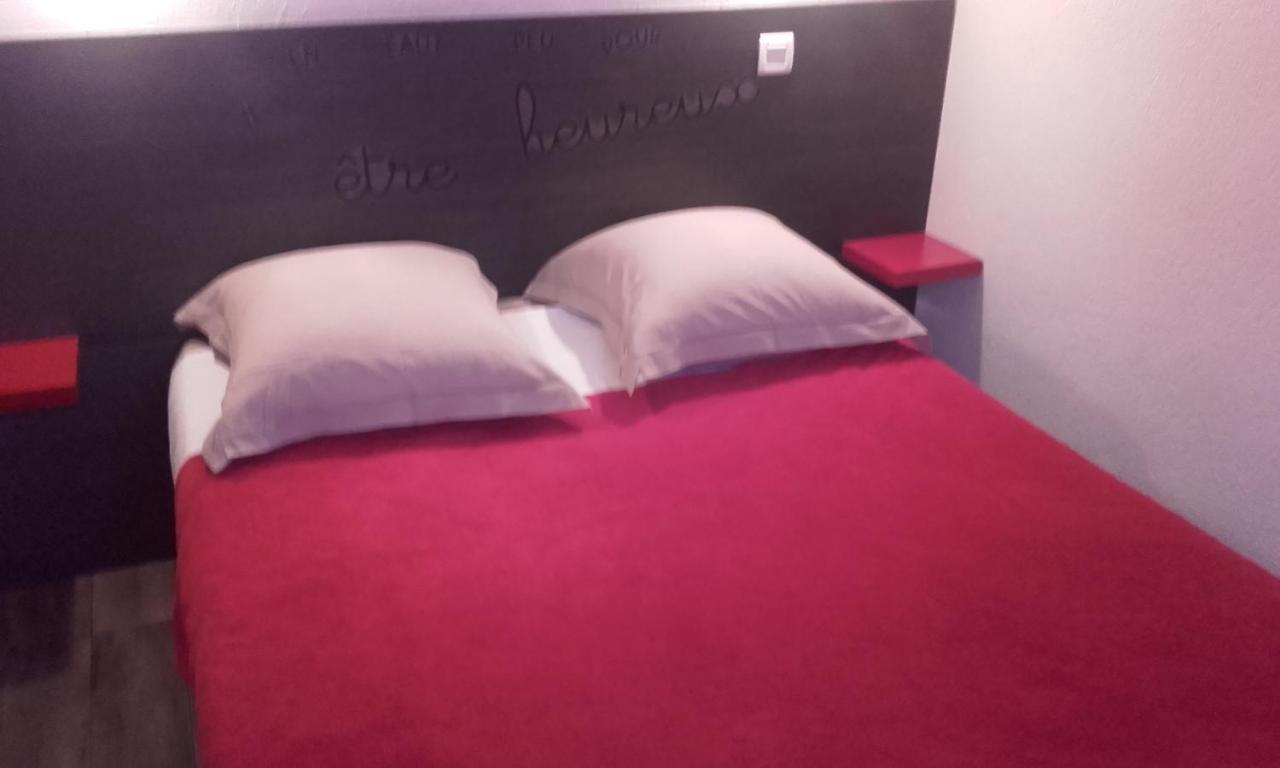 Hotel Clair Logis أرجيليه- سور- مير المظهر الخارجي الصورة