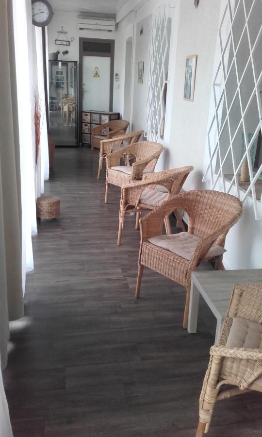 Hotel Clair Logis أرجيليه- سور- مير المظهر الخارجي الصورة